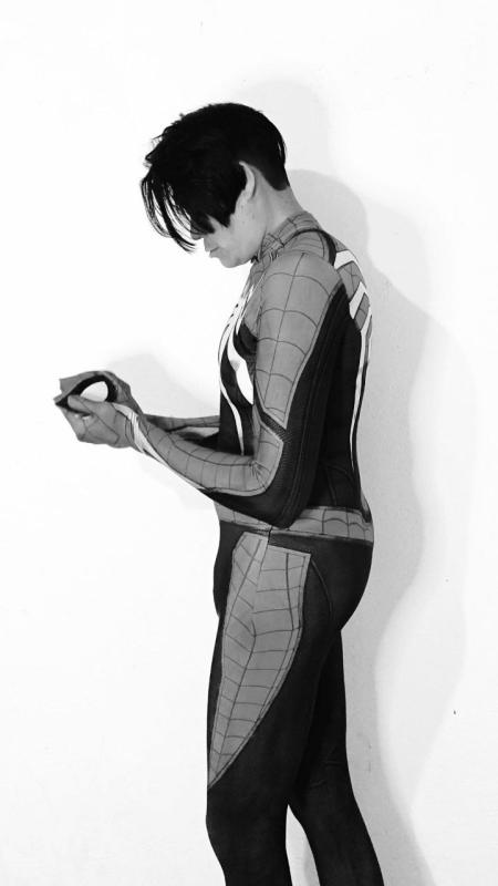 Sesión de Fotos con el traje de Spid, para un comercial que jamas se publicó.